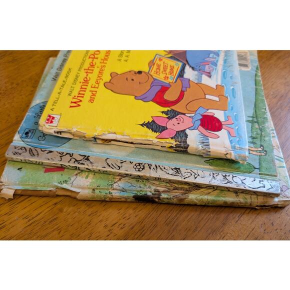 Vintage Winnie the Pooh Book Bundle - Picture 4 of 10